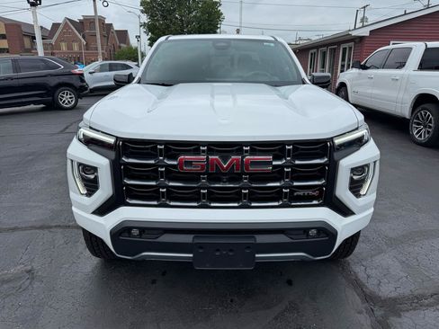 Used 2025 GMC Canyon AT4 w/ Technology Plus Package AWD/4WD image 2