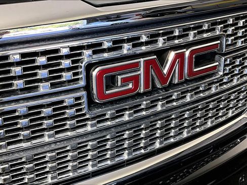 Used 2017 GMC Sierra 1500 Denali AWD/4WD image 29