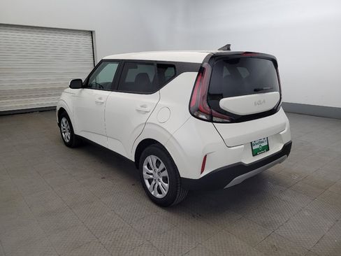 Used 2025 Kia Soul LX image 5