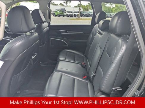 Used 2022 Kia Telluride LX AWD/4WD image 13