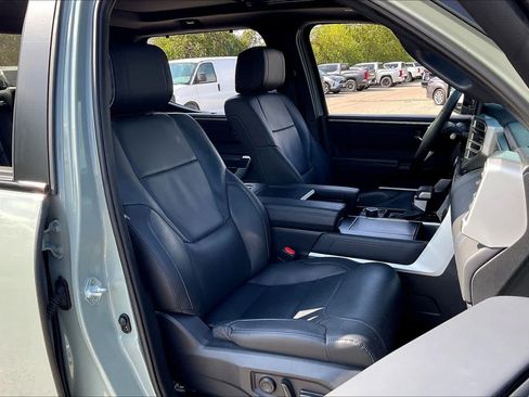 Used 2024 Toyota Tundra Platinum AWD/4WD image 9