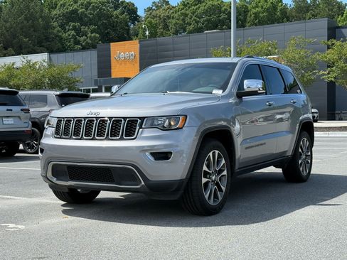 Used 2018 Jeep Grand Cherokee Limited AWD/4WD image 1