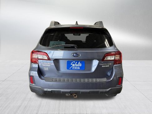 Used 2017 Subaru Outback 2.5i Premium AWD/4WD image 6
