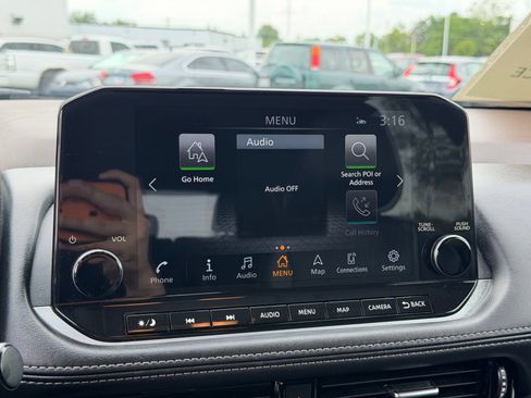 Used 2023 Nissan Rogue SL w/ SL Premium Package AWD/4WD image 22