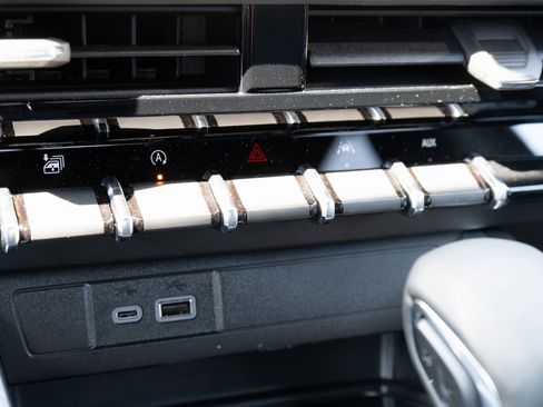 New 2025 Chevrolet Colorado Z71 w/ Z71 Convenience Package 2 image 6