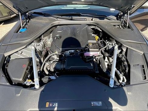 Used 2025 Genesis G80 2.5T image 11