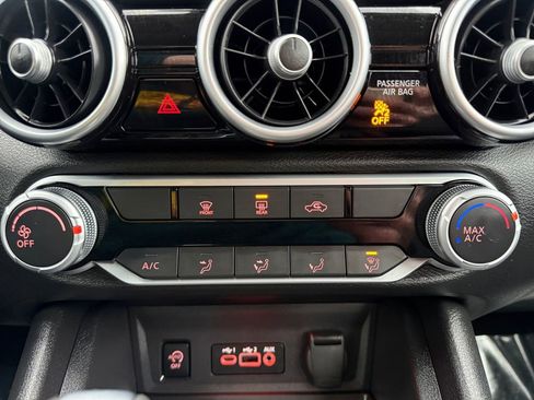 Certified 2025 Nissan Sentra SV image 29