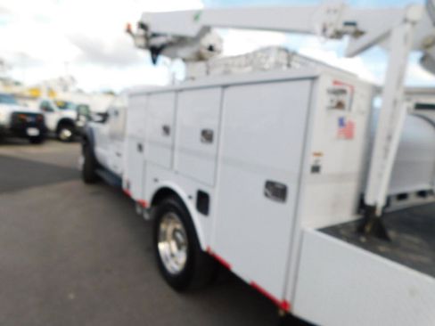 Used 2011 Ford F550 2WD Regular Cab Super Duty w/ PWR Equipment Group image 4