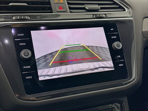 Used 2024 Volkswagen Tiguan Wolfsburg Edition image 22