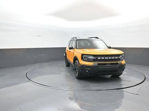 New 2026 Ford Bronco Sport Outer Banks w/ Outer Banks Tech Package+ AWD/4WD image 2