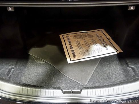 Used 2024 Chevrolet Malibu LT image 27