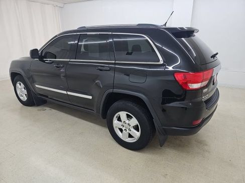 Used 2012 Jeep Grand Cherokee Laredo w/ Laredo E Group AWD/4WD image 11