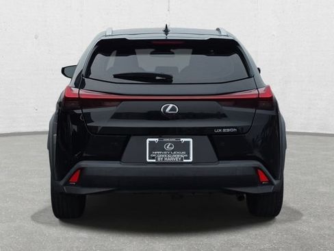 Used 2021 Lexus UX 250h w/ Accessory Package (Z1) AWD/4WD image 6