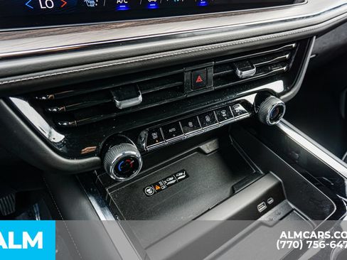 Used 2025 Chevrolet Tahoe LT AWD/4WD image 43