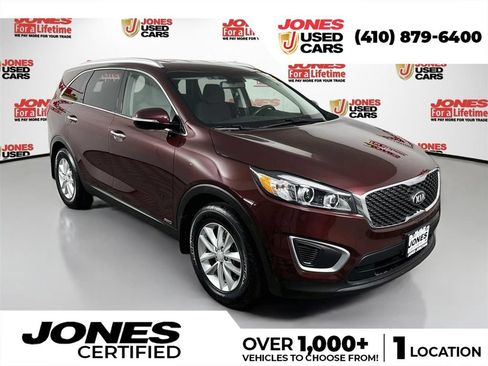 Used 2017 Kia Sorento AWD image 1