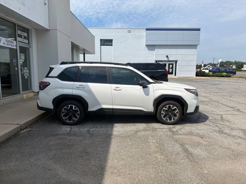 Certified 2026 Subaru Forester Premium AWD/4WD image 2