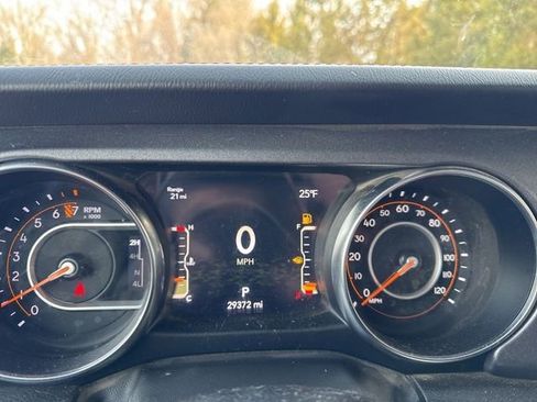 Used 2023 Jeep Gladiator Mojave w/ LED Lighting Group image 7