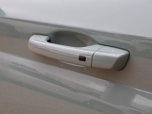 New 2025 Hyundai Venue Limited image 20