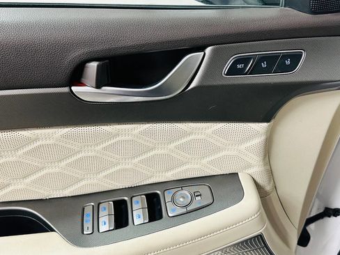 Used 2021 Hyundai Palisade Calligraphy image 18