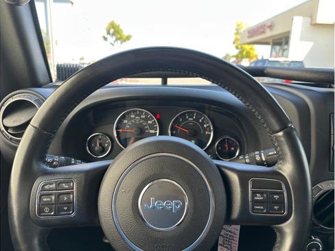 Used 2018 Jeep Wrangler Sport image 42