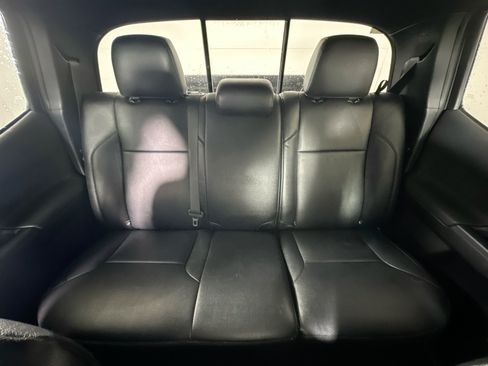 Used 2020 Toyota Tacoma TRD Sport AWD/4WD image 30