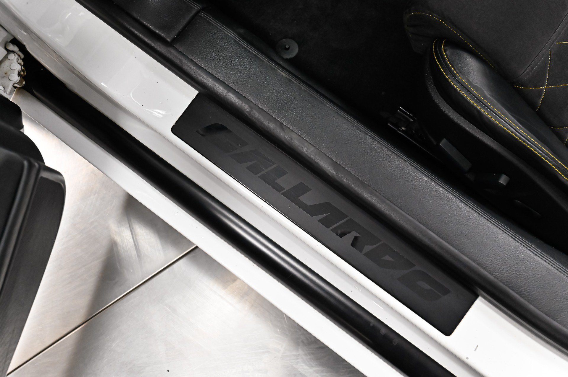 Used 2013 Lamborghini Gallardo LP 560-4 AWD/4WD image 30