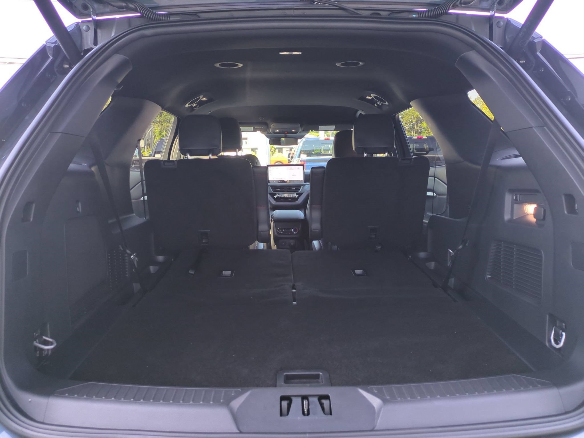 Certified 2026 Ford Explorer ST-Line RWD image 7