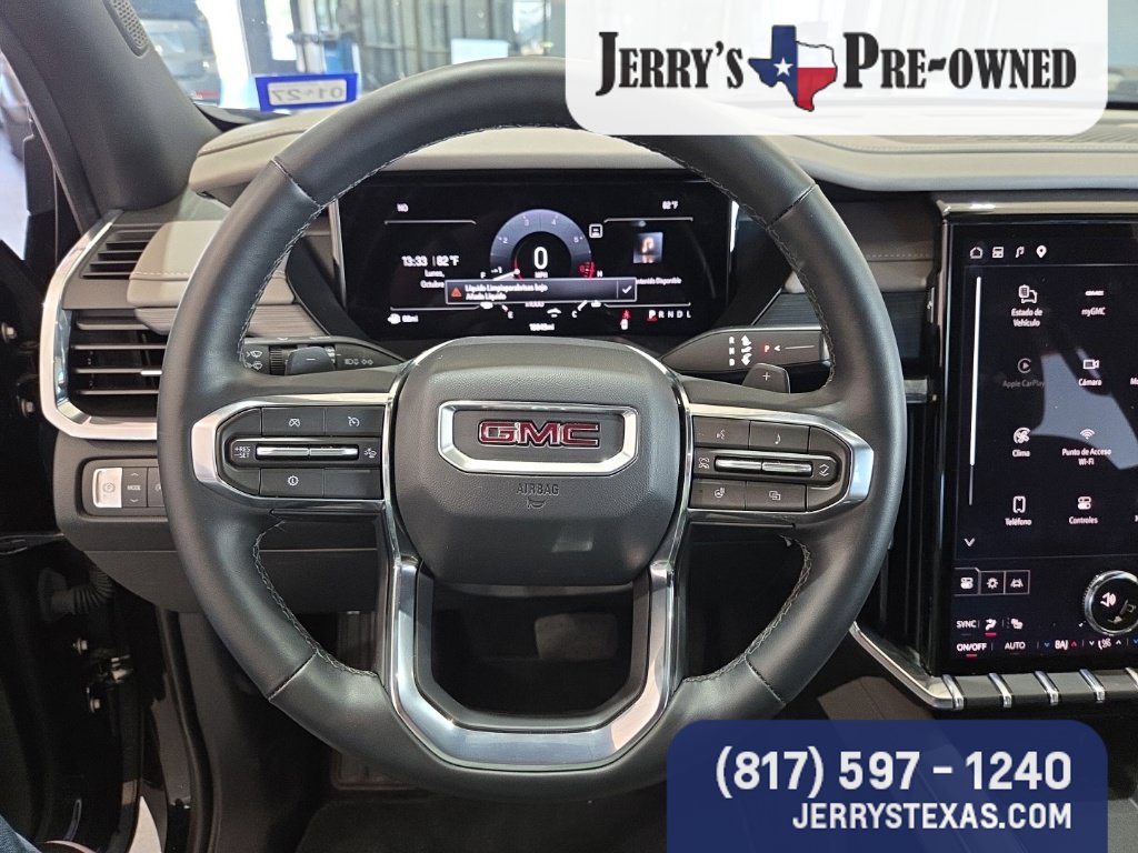 Used 2026 GMC Acadia Elevation w/ Elevation Premium Package FWD image 14