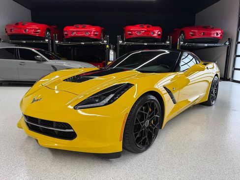 Used 2014 Chevrolet Corvette Stingray Coupe RWD image 4