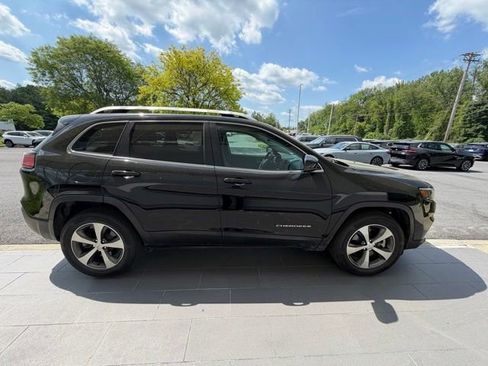 Used 2020 Jeep Cherokee Limited AWD/4WD image 6