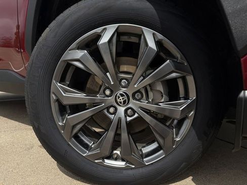 Used 2024 Toyota RAV4 Limited w/ Advanced Technology Package image 10