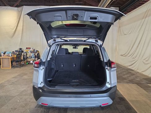 Used 2023 Nissan Rogue SV FWD image 19