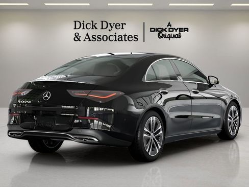 Used 2025 Mercedes-Benz CLA 250 image 13