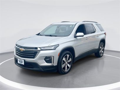 Used 2022 Chevrolet Traverse LT w/ LT Premium Package