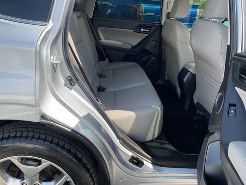Used 2016 Subaru Forester 2.5i Touring w/ Eyesight & Navigation System AWD/4WD image 23