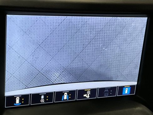 Used 2023 GMC Acadia AT4 w/ Technology Package image 12