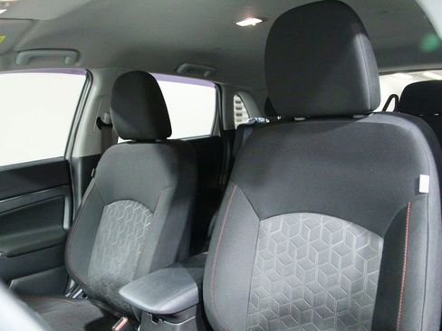 Used 2021 Mitsubishi Outlander Sport LE image 6