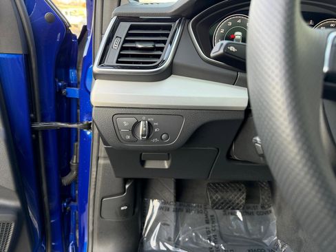 Used 2024 Audi Q5 e Premium Plus w/ Premium Plus Package image 18