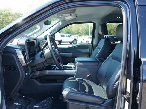 Used 2025 Ford F350 Lariat w/ Chrome Package AWD/4WD image 21