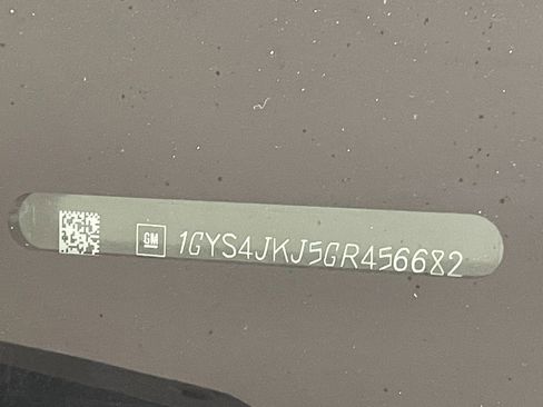 Used 2016 Cadillac Escalade ESV Premium image 30