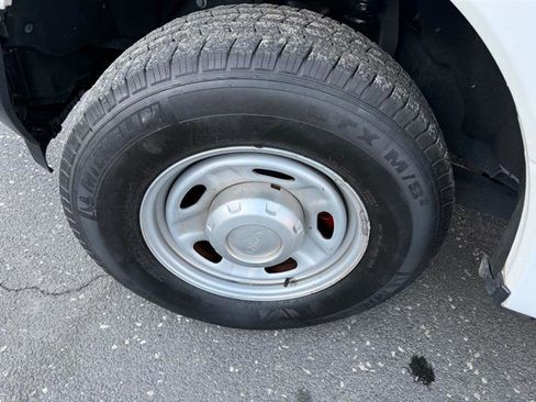 Used 2017 Ford F250 XL w/ Power Equipment Group image 26