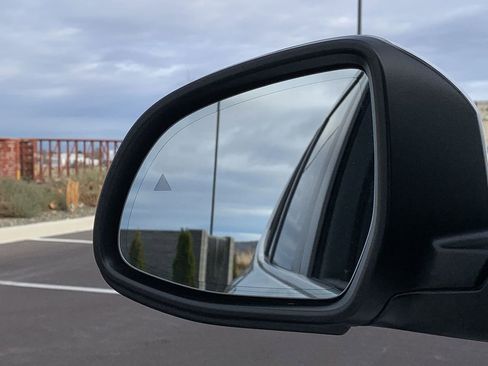 Used 2023 BMW X3 xDrive30i image 13