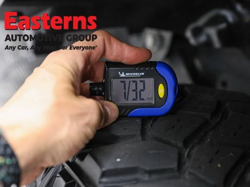 Used 2023 Jeep Wrangler Unlimited w/ Cold Weather Group AWD/4WD image 27