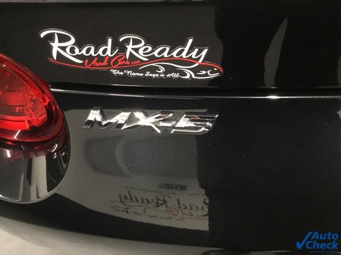 Used 2018 MAZDA MX-5 Miata RF Grand Touring image 25