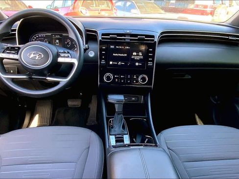 Certified 2023 Hyundai Santa Cruz SEL image 16