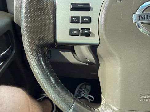 Used 2015 Nissan Frontier PRO-4X AWD/4WD image 29