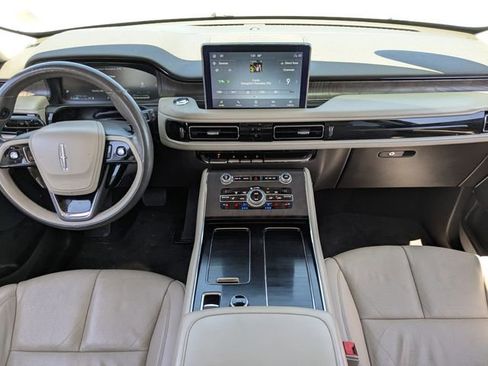 Used 2020 Lincoln Aviator Reserve w/ Equipment Group 201A RWD image 15