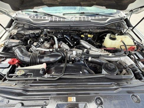 Used 2017 Ford F250 XL w/ Power Equipment Group RWD image 21
