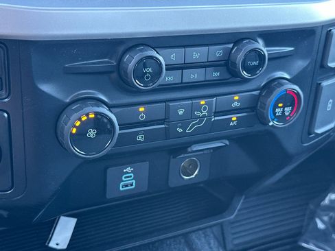 Used 2024 Ford F550 2WD Regular Cab Super Duty w/ XL Chrome Package image 20