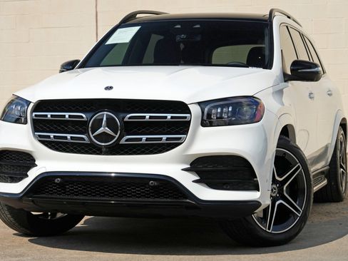 Used 2023 Mercedes-Benz GLS 450 4MATIC w/ AMG Line Exterior image 3